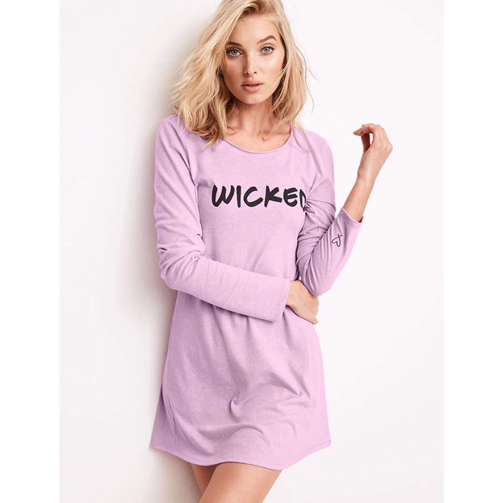 VICTORIA SECRET Long Sleeve Sleeping Tee